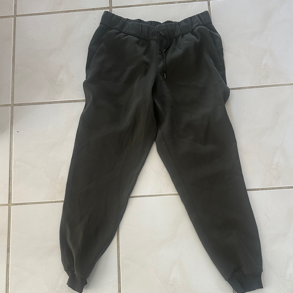 lululemon athletica women’s green Joggers